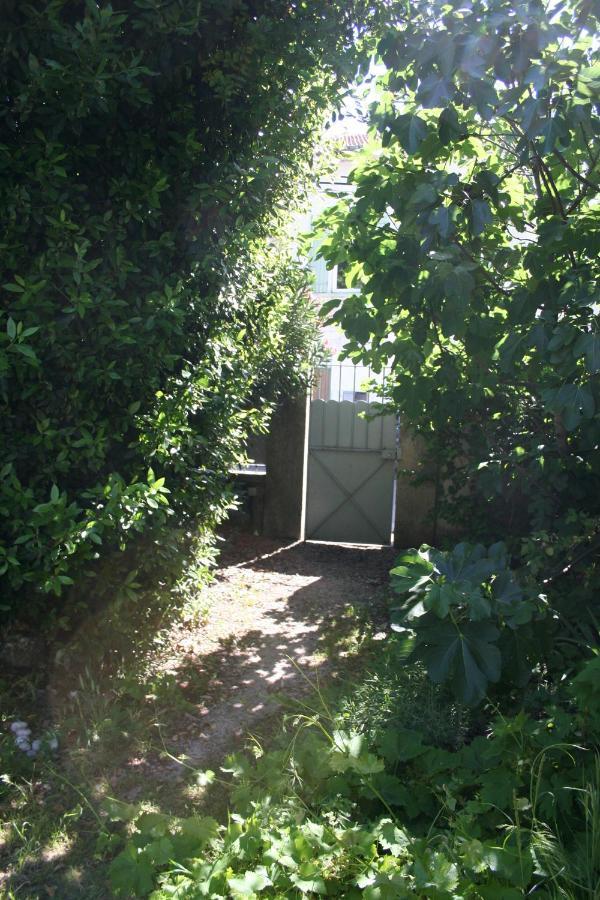 Le Mas Des Dames Appartement Avignon Luaran gambar